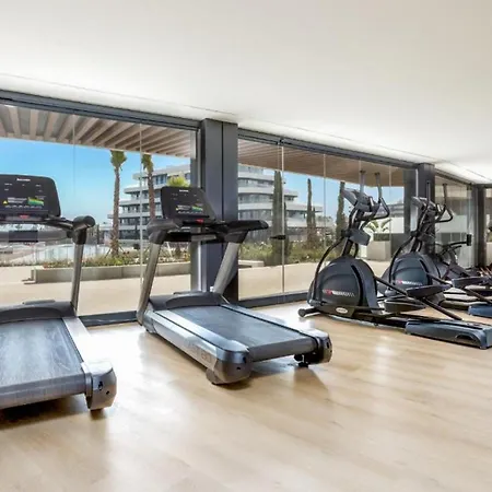 Vivi Homes - Holly Pool, Sauna, Gym & Sea View شقة