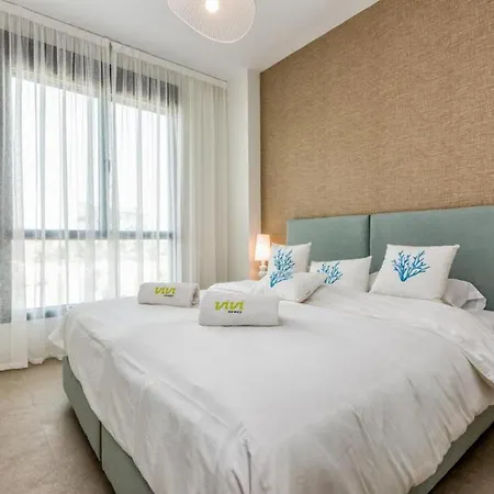 Vivi Homes - Holly Pool, Sauna, Gym & Sea View *