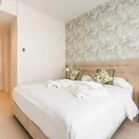 Vivi Homes - Holly Pool, Sauna, Gym & Sea View Torremolinos